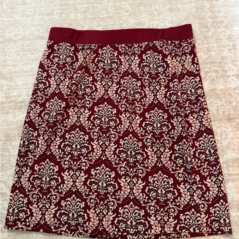 Gilli Burgundy and Cream Patterned Pencil Skirt